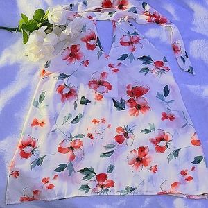 SIENNA SKY Size M Floral Halter Top